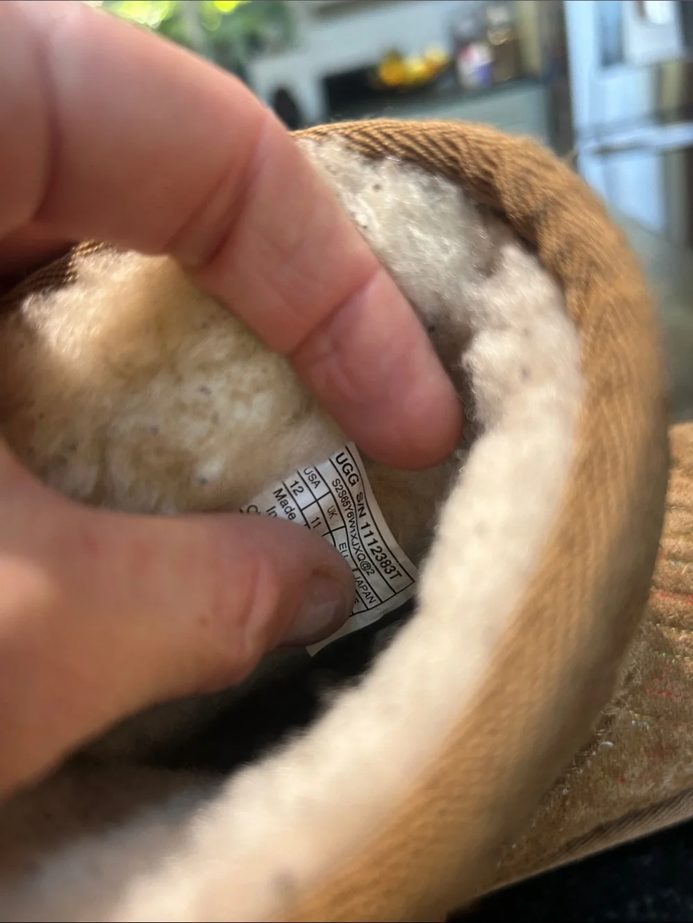 UGG children mid